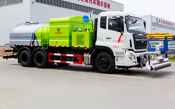 天龙路面养护车