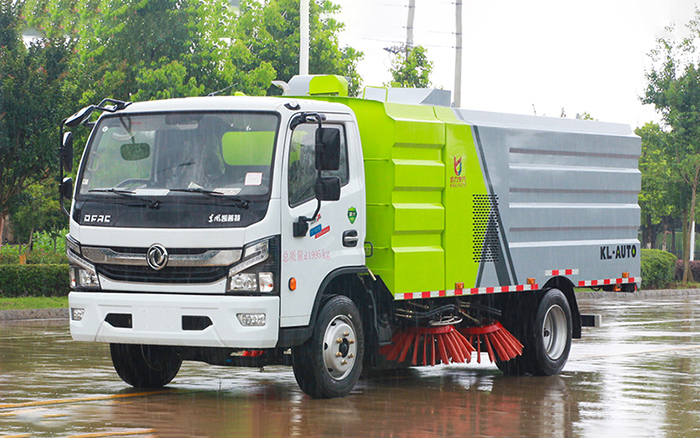 大多利卡扫路车