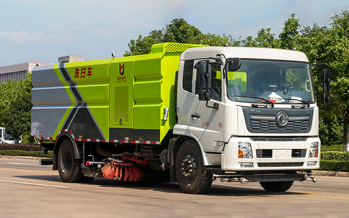 东风天锦洗扫车