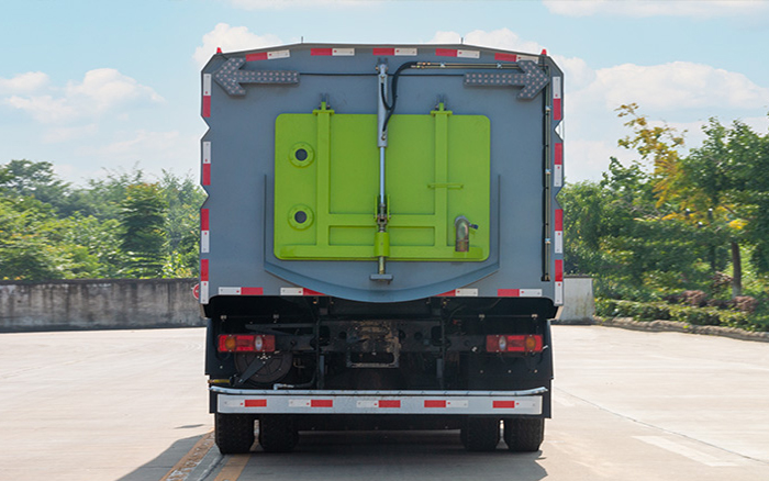 东风天锦洗扫车