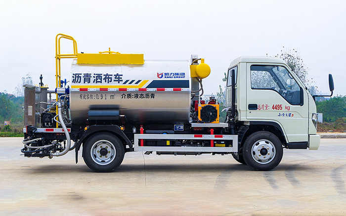 福田小卡之星3沥青洒布车