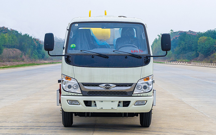 福田小卡之星3沥青洒布车