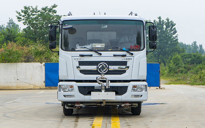 东风D9水泥净浆车