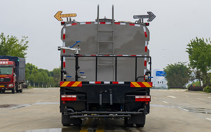 东风D9水泥净浆车