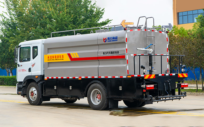 东风D9水泥净浆车