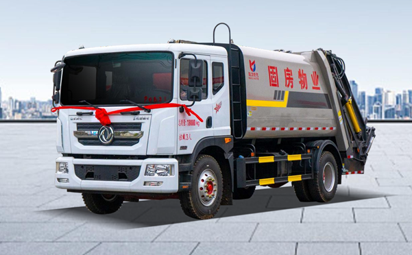 19方东风大多利卡压缩式垃圾车